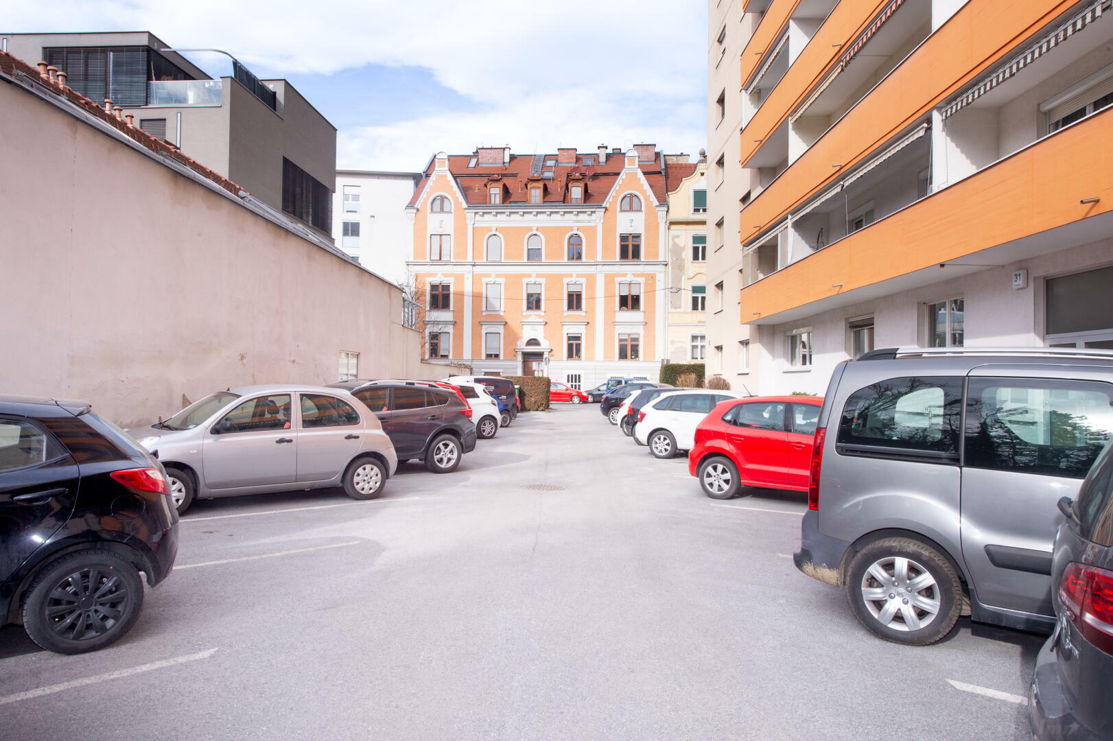 Wohnung zu kaufen: Lange Gasse 31, 8010 Graz - Eigentumswohnung - Lange Gasse 31 aussen-9